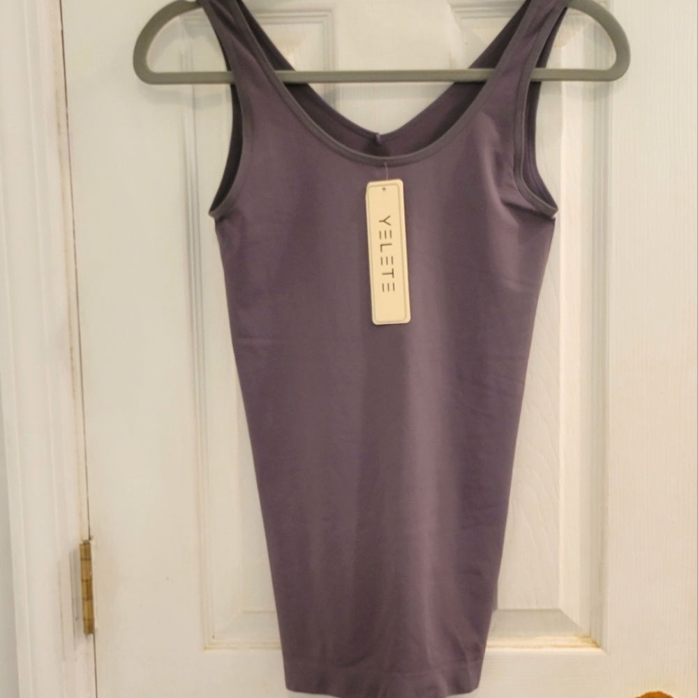Yelete NWT Reverseable Seamless Tank Top OS 0-14 - Picture 3 of 8